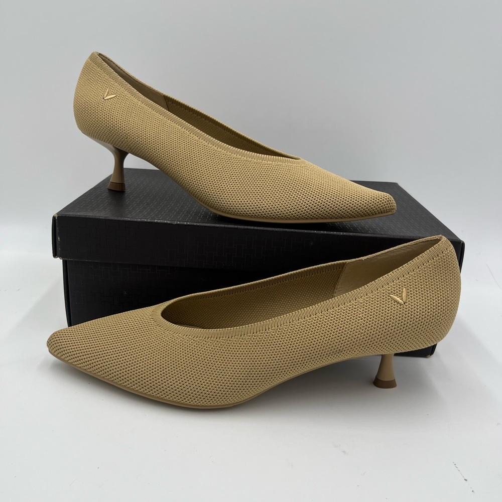 Vivaia Nude Peach Pointed Toe Kitten Heel Stella Size 40